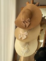 ساحلی نیم متری پاپیون ساتن