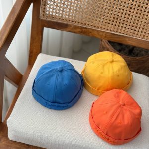 لئونی بچگانه