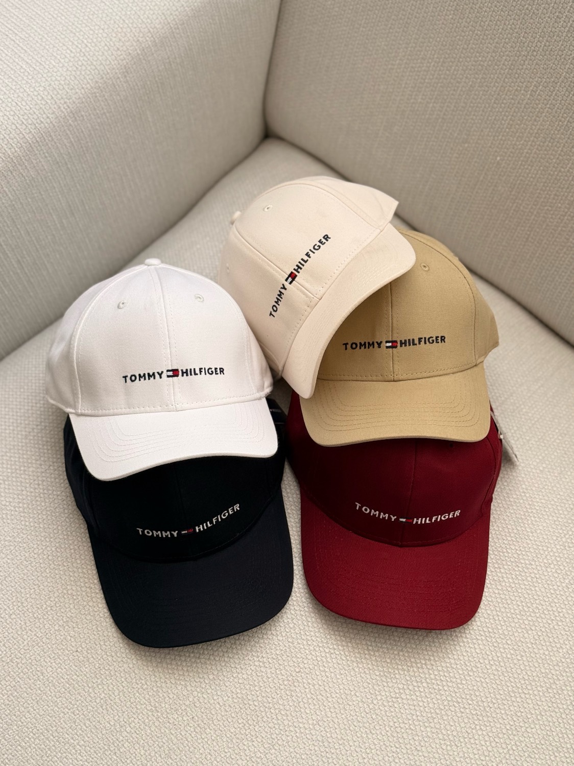 IMG_2853_SnapseedCopy بیسبالی Tommy Hilfiger - Image 1