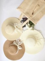 ساحلی مینیمال شکوفه