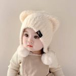 کلاه خز پوم دار بچگانه