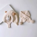 کلاه و شالگردن میکس دکمه ای بچگانه - Image 6