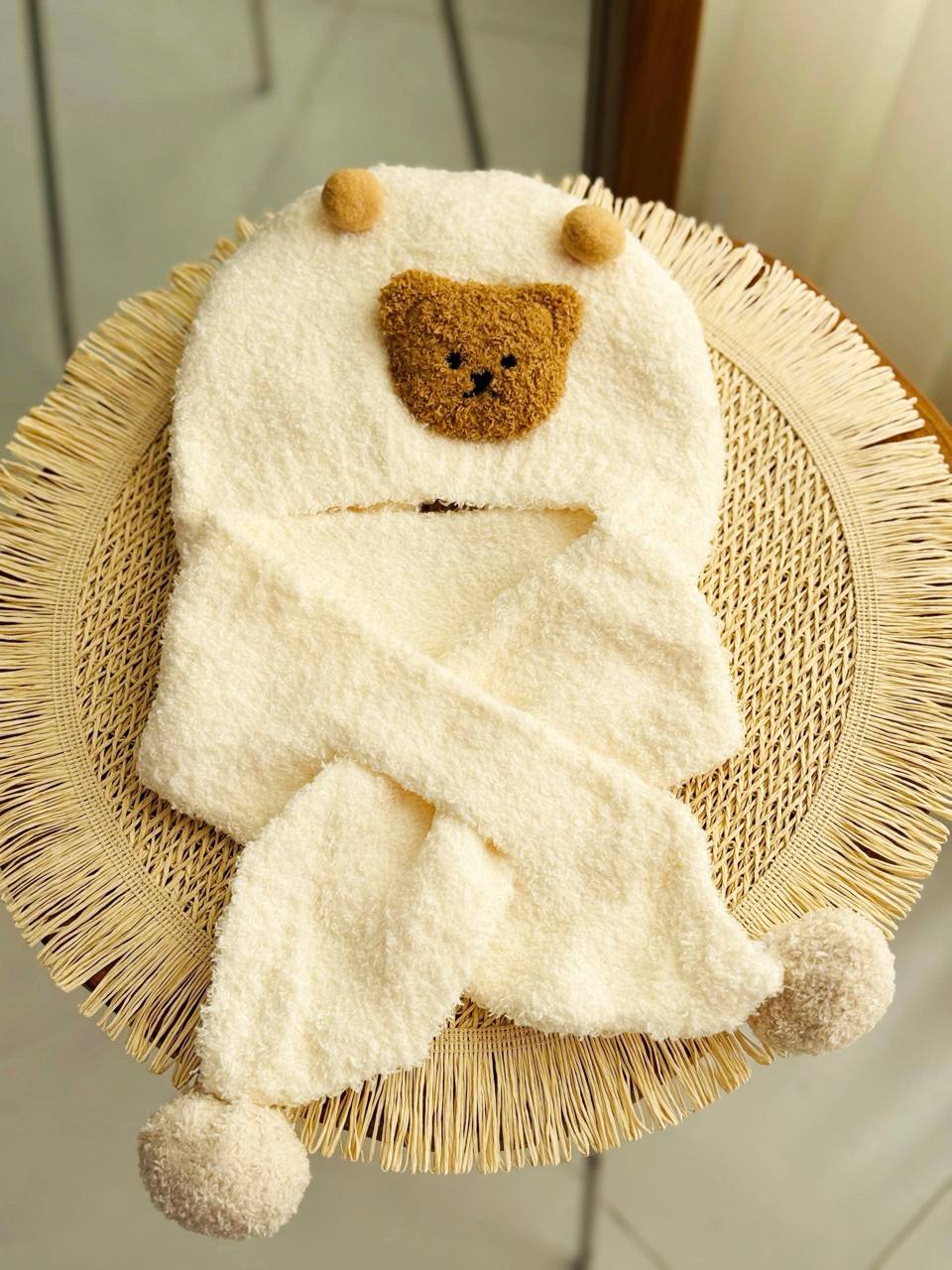 IMG_6003 کلاه و شالگردن میکس دکمه ای بچگانه - Image 1