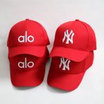 بیسبالی ترندی قرمز